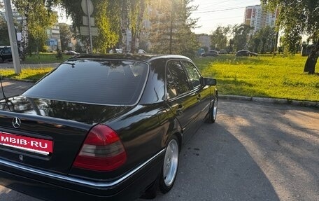 Mercedes-Benz C-Класс, 1995 год, 450 000 рублей, 3 фотография