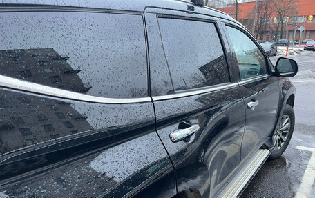 Mitsubishi Pajero Sport III рестайлинг, 2017 год, 3 600 000 рублей, 4 фотография