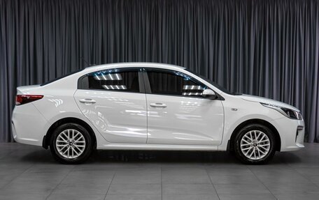 KIA Rio IV, 2017 год, 1 379 000 рублей, 5 фотография