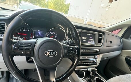 KIA Carnival III, 2019 год, 2 660 000 рублей, 2 фотография