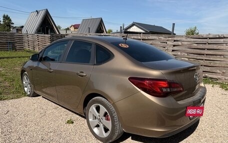 Opel Astra J, 2012 год, 500 000 рублей, 3 фотография