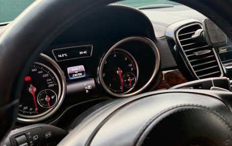 Mercedes-Benz GLS, 2016 год, 3 200 000 рублей, 11 фотография