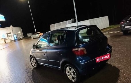 Toyota Vitz, 2001 год, 150 000 рублей, 2 фотография
