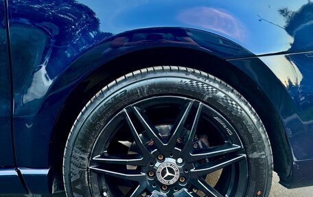 Mercedes-Benz V-Класс, 2019 год, 4 500 000 рублей, 14 фотография