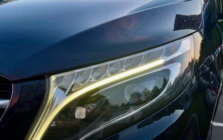 Mercedes-Benz V-Класс, 2019 год, 4 500 000 рублей, 20 фотография