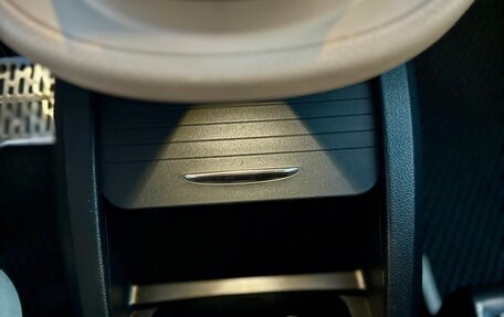 Mercedes-Benz V-Класс, 2019 год, 4 500 000 рублей, 31 фотография