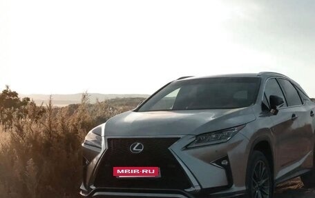 Lexus RX IV рестайлинг, 2016 год, 2 900 000 рублей, 2 фотография