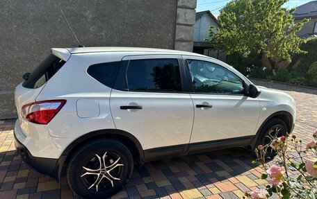 Nissan Qashqai, 2010 год, 850 000 рублей, 4 фотография