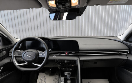 Hyundai Elantra, 2023 год, 1 587 000 рублей, 14 фотография