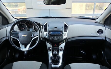 Chevrolet Cruze II, 2013 год, 885 000 рублей, 8 фотография