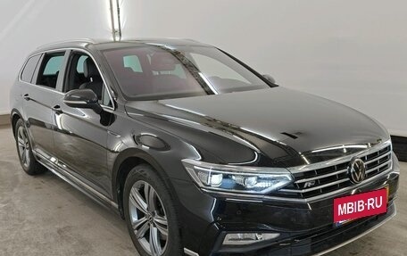 Volkswagen Passat B8 рестайлинг, 2022 год, 2 579 000 рублей, 2 фотография
