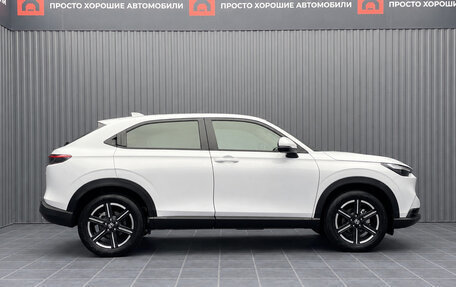 Honda Vezel, 2023 год, 1 896 000 рублей, 4 фотография