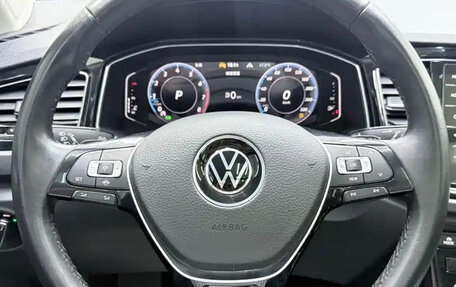 Volkswagen T-Roc I, 2023 год, 1 500 666 рублей, 8 фотография