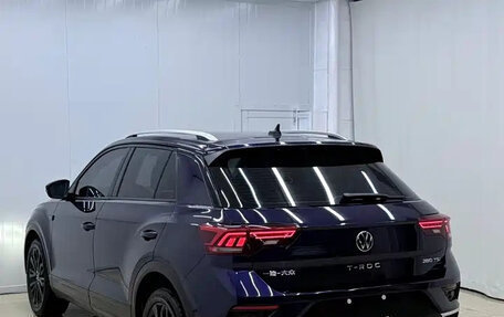 Volkswagen T-Roc I, 2023 год, 1 500 666 рублей, 4 фотография