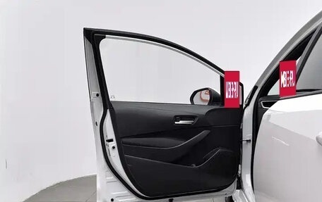 Toyota Corolla, 2022 год, 1 055 000 рублей, 12 фотография