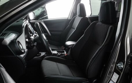 Toyota RAV4, 2016 год, 2 199 000 рублей, 10 фотография