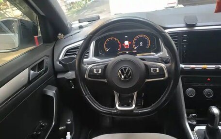 Volkswagen T-Roc I, 2022 год, 1 311 020 рублей, 7 фотография
