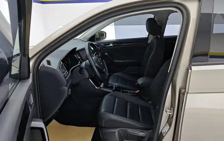 Volkswagen T-Roc I, 2021 год, 1 395 000 рублей, 5 фотография