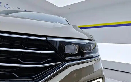 Volkswagen T-Roc I, 2021 год, 1 395 000 рублей, 9 фотография