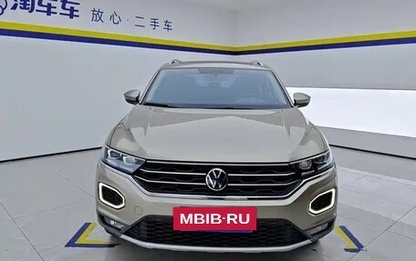 Volkswagen T-Roc I, 2021 год, 1 395 000 рублей, 13 фотография