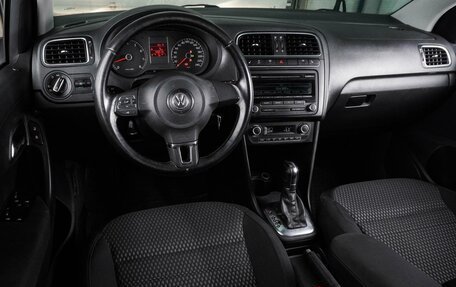 Volkswagen Polo VI (EU Market), 2011 год, 799 000 рублей, 6 фотография