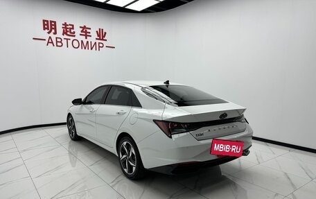 Hyundai Elantra, 2022 год, 1 450 000 рублей, 3 фотография