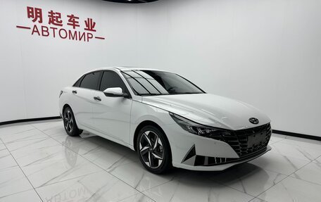 Hyundai Elantra, 2023 год, 1 550 000 рублей, 3 фотография