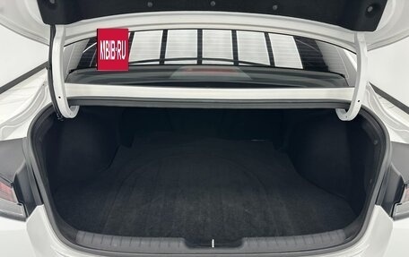 Hyundai Elantra, 2023 год, 1 550 000 рублей, 17 фотография
