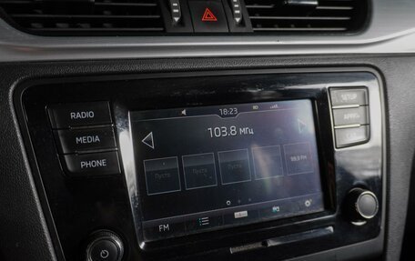 Skoda Rapid I, 2018 год, 799 000 рублей, 14 фотография