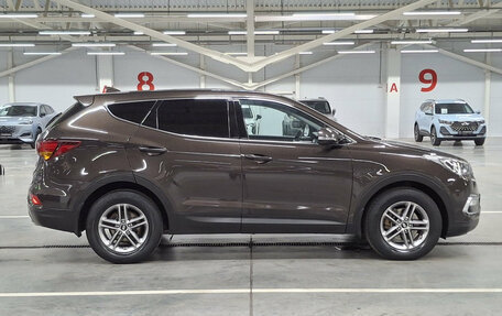 Hyundai Santa Fe III рестайлинг, 2017 год, 2 150 000 рублей, 4 фотография