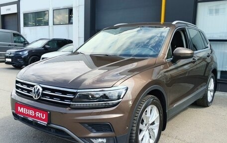 Volkswagen Tiguan II, 2018 год, 2 700 000 рублей, 1 фотография