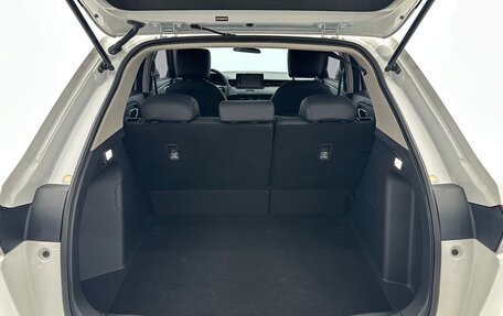 Honda Vezel, 2023 год, 1 850 000 рублей, 14 фотография