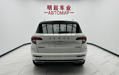 Skoda Karoq I, 2022 год, 2 000 000 рублей, 11 фотография