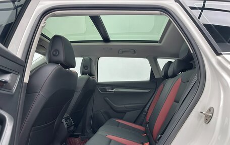 Skoda Karoq I, 2022 год, 2 000 000 рублей, 4 фотография