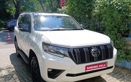 Toyota Land Cruiser Prado 150 рестайлинг 2, 2023 год, 5 500 000 рублей, 1 фотография
