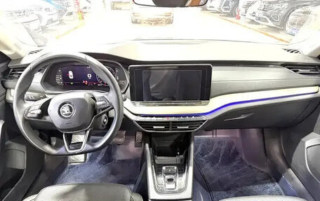 Skoda Octavia IV, 2022 год, 1 830 000 рублей, 11 фотография