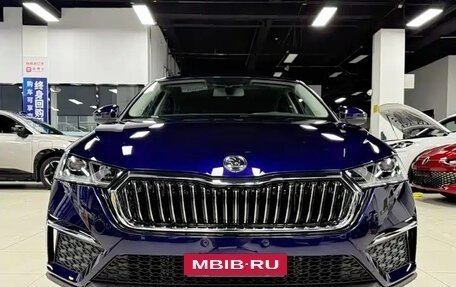 Skoda Octavia IV, 2022 год, 1 900 666 рублей, 2 фотография