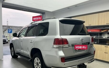 Toyota Land Cruiser 200, 2008 год, 2 600 000 рублей, 6 фотография