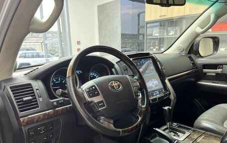 Toyota Land Cruiser 200, 2008 год, 2 600 000 рублей, 7 фотография