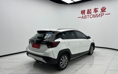 Toyota Yaris, 2022 год, 920 000 рублей, 4 фотография
