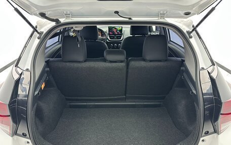 Toyota Yaris, 2022 год, 920 000 рублей, 15 фотография