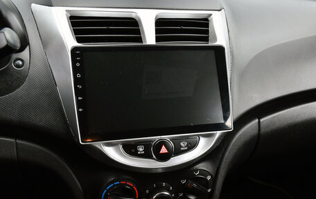 Hyundai Solaris II рестайлинг, 2013 год, 850 000 рублей, 12 фотография
