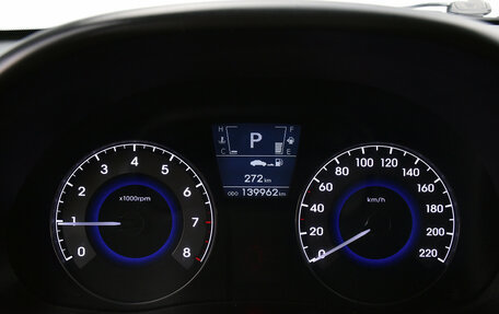 Hyundai Solaris II рестайлинг, 2013 год, 850 000 рублей, 14 фотография