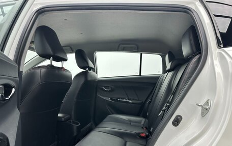 Toyota Yaris, 2023 год, 1 050 000 рублей, 14 фотография