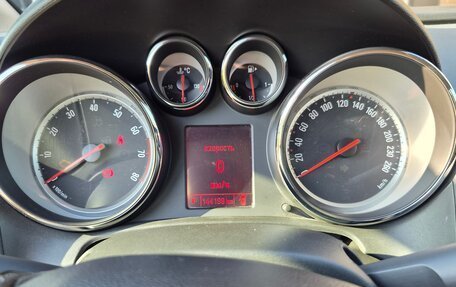 Opel Astra J, 2013 год, 760 000 рублей, 10 фотография