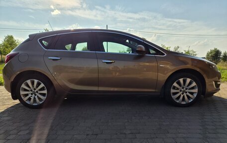 Opel Astra J, 2013 год, 760 000 рублей, 6 фотография