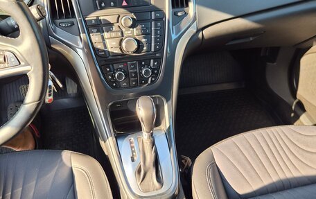 Opel Astra J, 2013 год, 760 000 рублей, 9 фотография