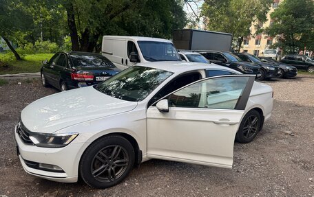 Volkswagen Passat B8 рестайлинг, 2018 год, 2 300 000 рублей, 5 фотография