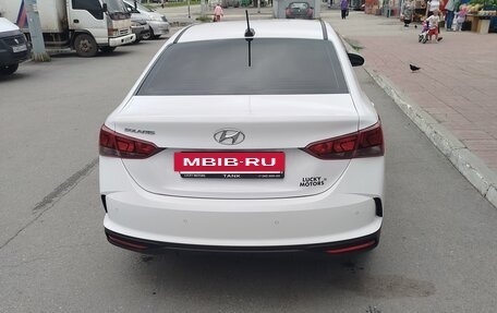 Hyundai Solaris II рестайлинг, 2021 год, 1 900 000 рублей, 5 фотография