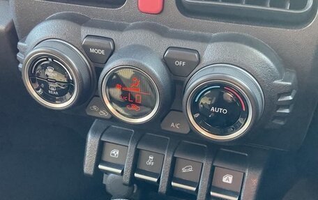 Suzuki Jimny, 2023 год, 1 680 000 рублей, 28 фотография
